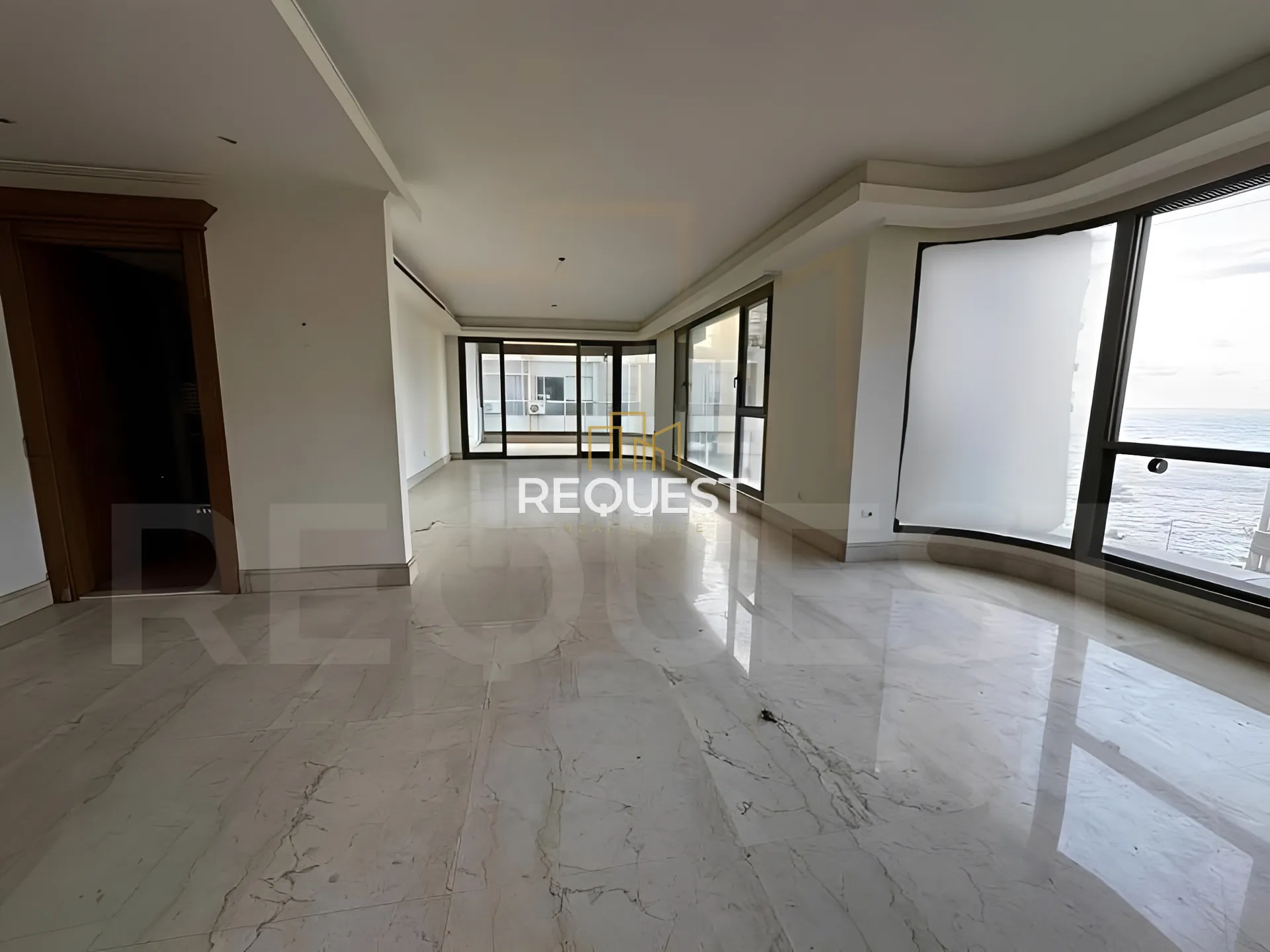 Apartment for rent in Ain el-mreisseh, beirut, lebanon - 4 bed, 5.0 bath