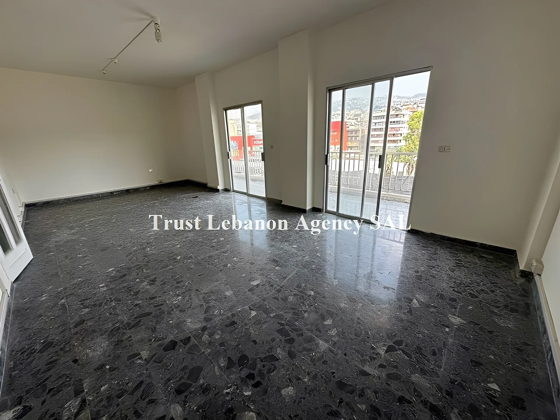 Apartment for Sale in Metn Dekweneh Lebanon - 3 bed, 2 bath