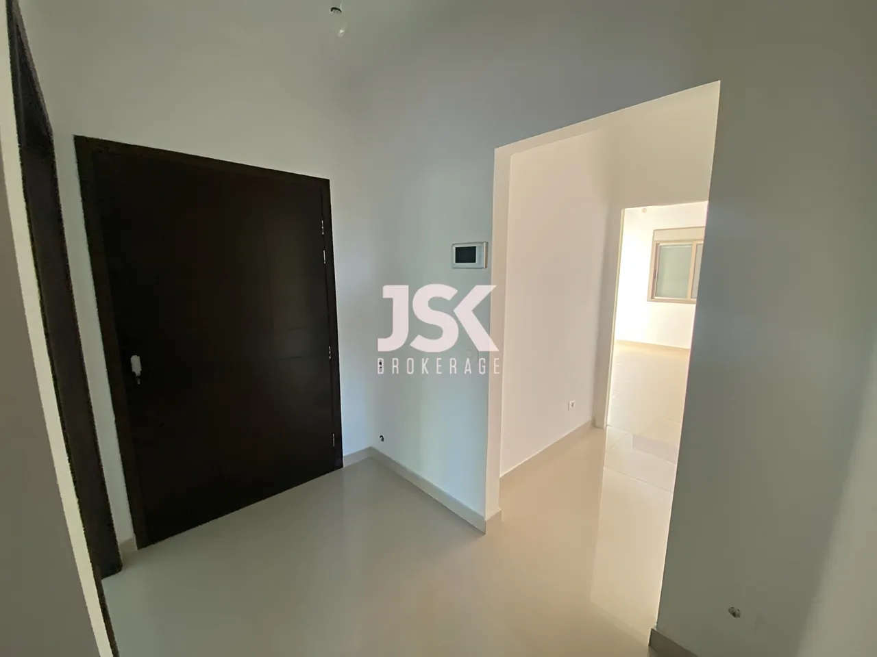 Apartment for Sale in Dik El Mehdi - 3 bed, 5 bath