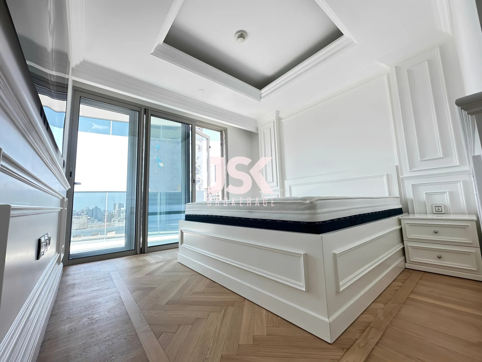 Apartment for Sale in Downtown