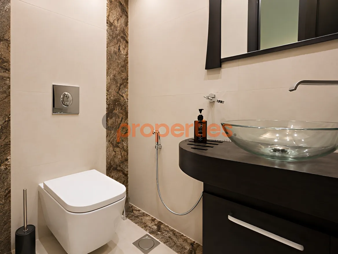 Apartment for sale in Ramleh Al Bayda, Beirut, Lebanon