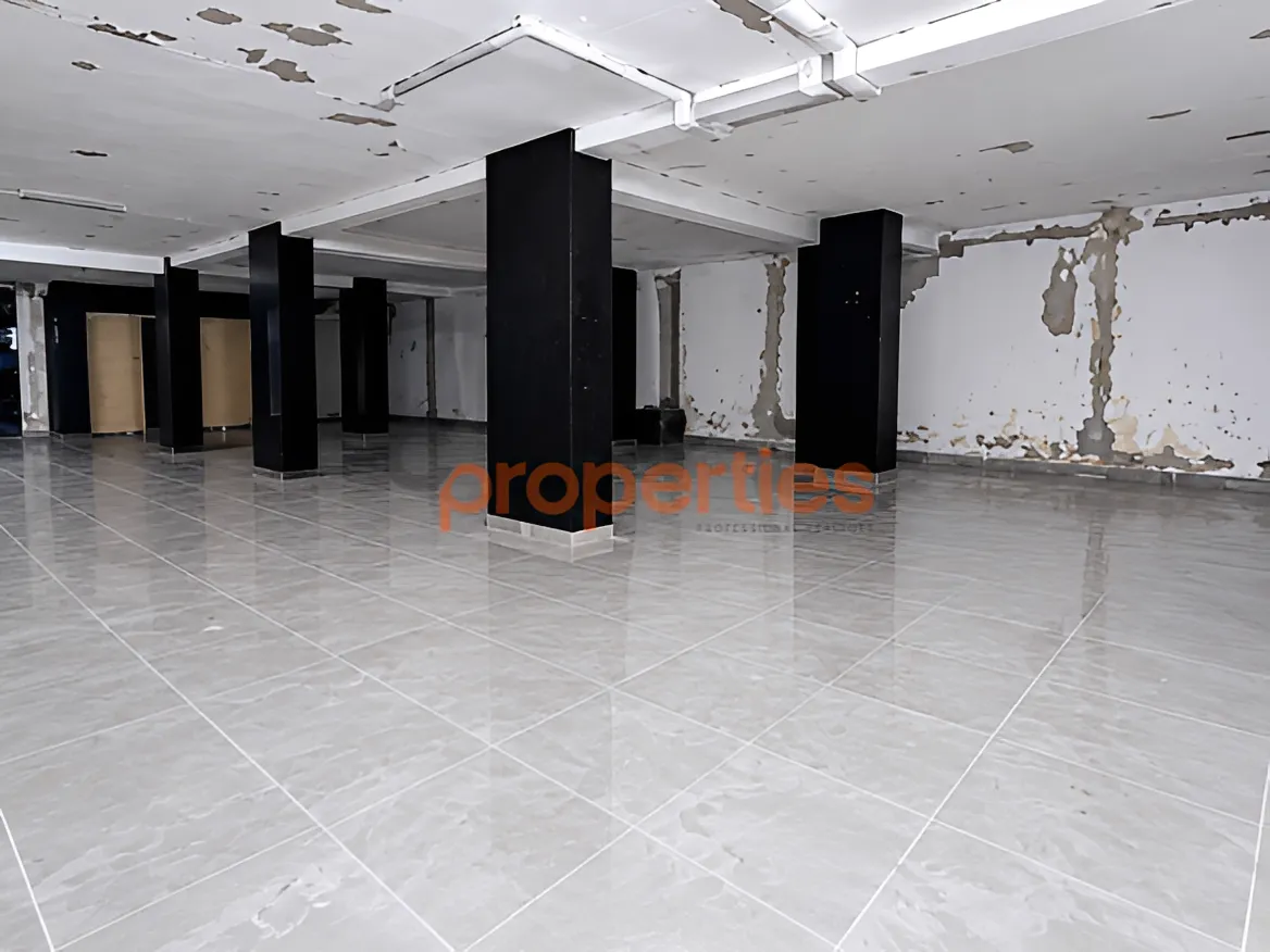 Showroom for rent in Ramleh Al Bayda, Beirut, Lebanon