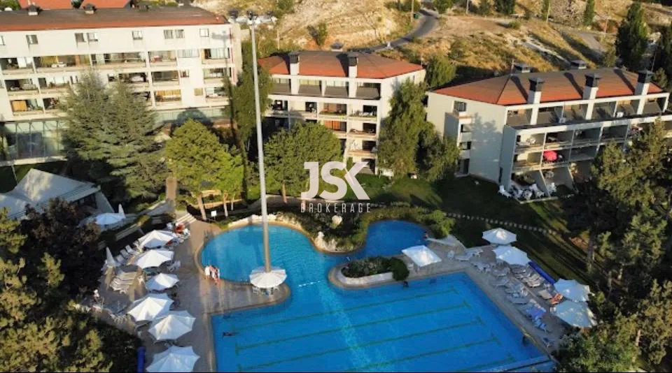 Chalet for Sale in Kafr