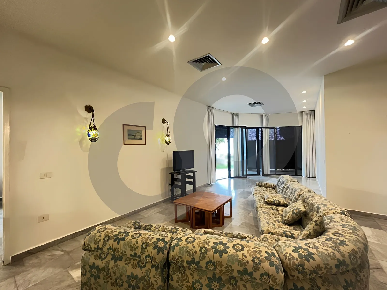 Chalet for Sale in Tabarja