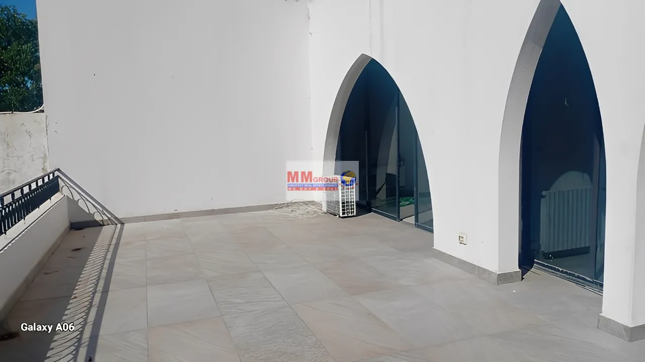 Villa for Sale in Adma