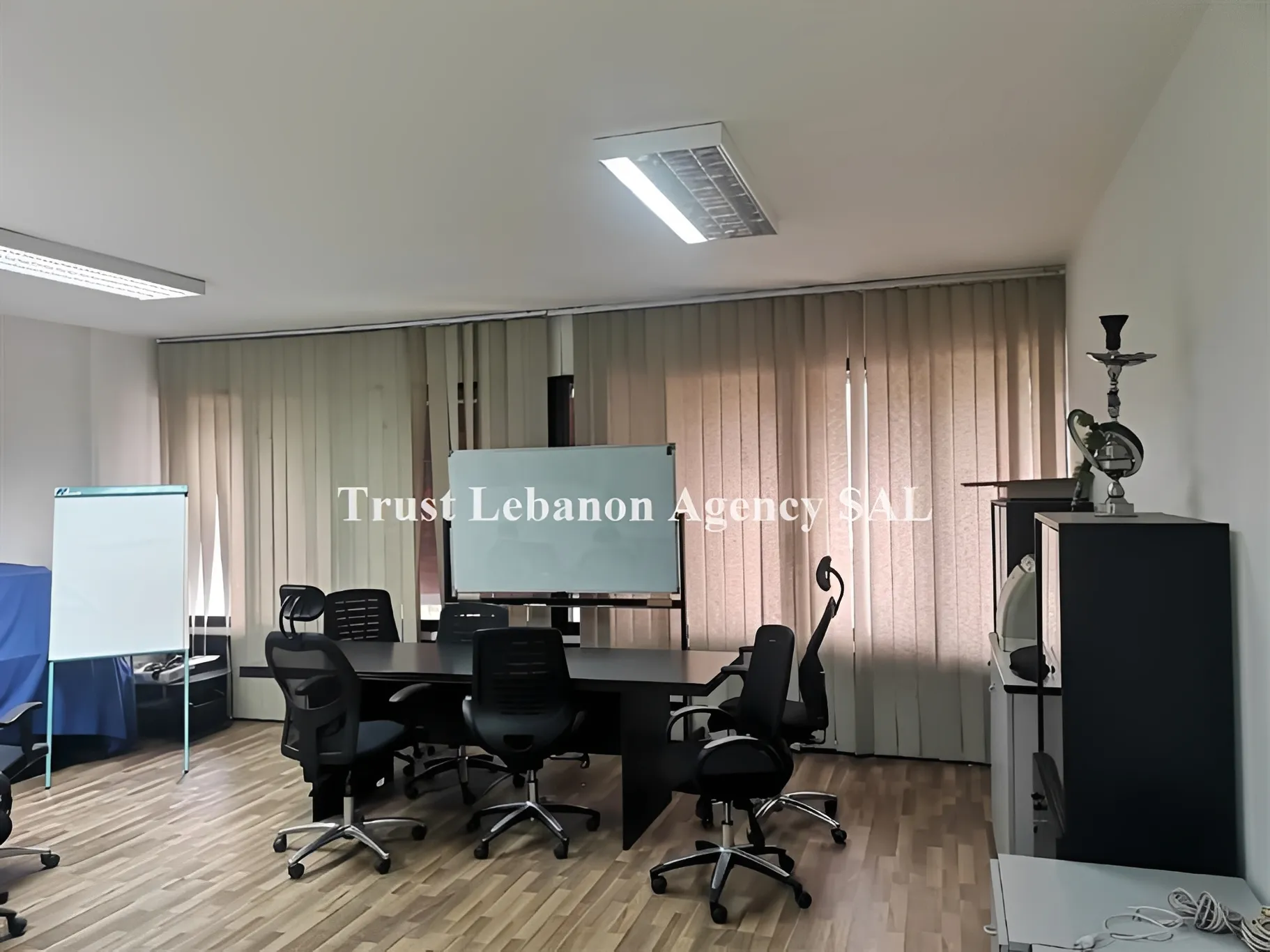 Office for rent in Metn, Antelias