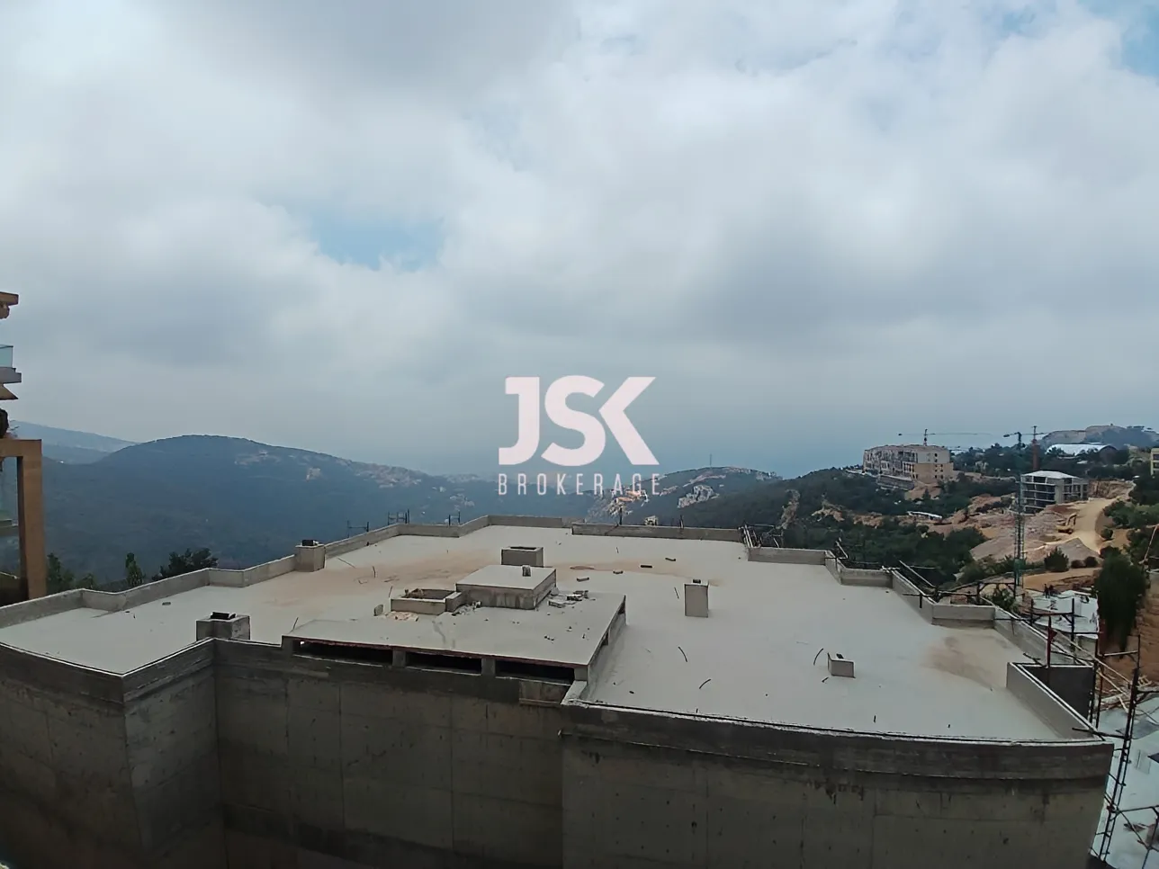 Apartment for Sale in Atchane
