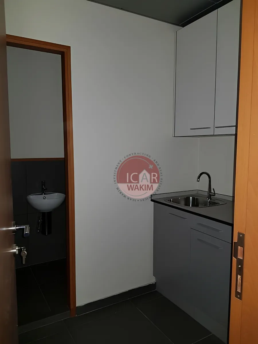 Office for Sale in Kaslik