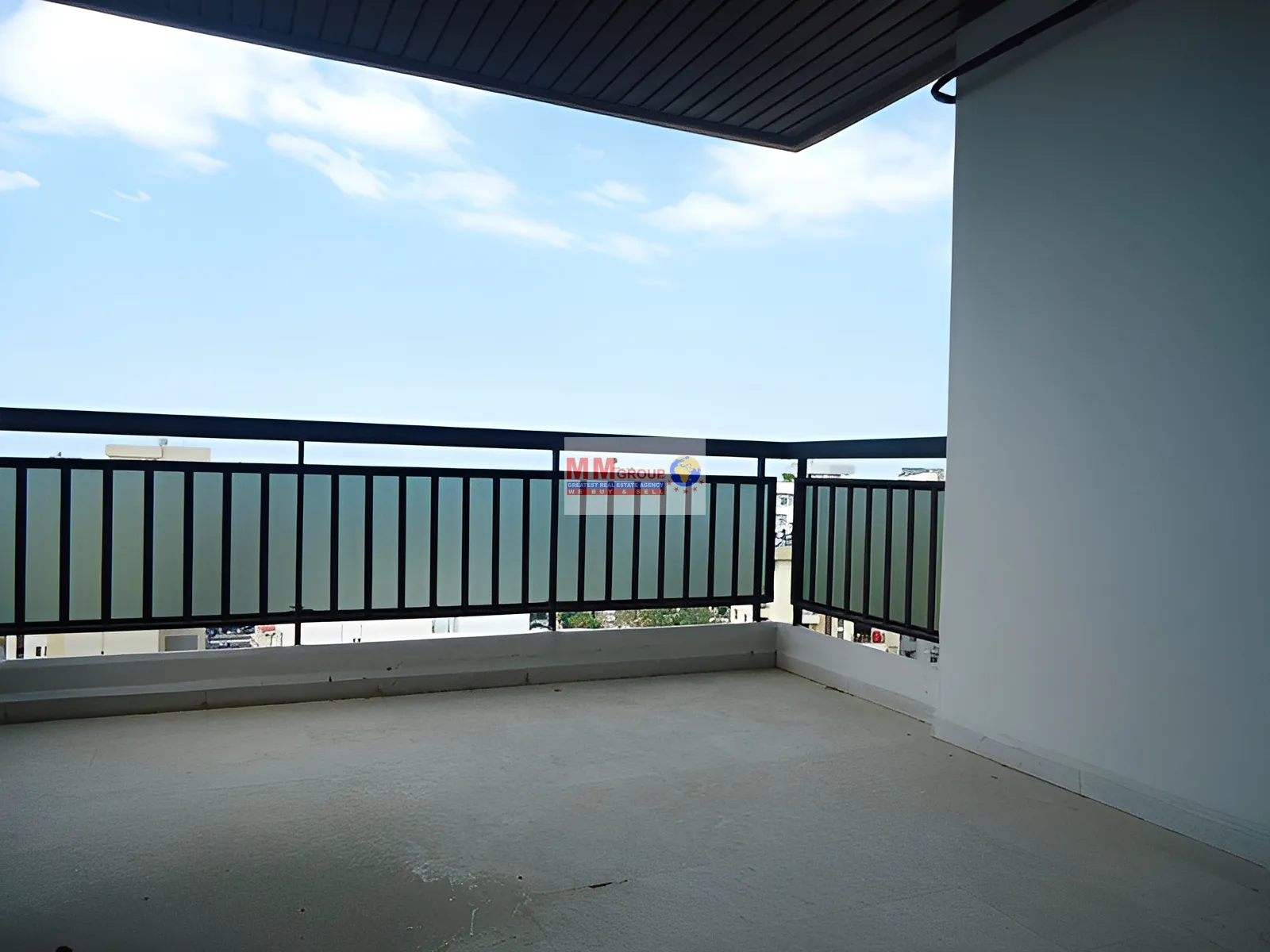 Apartment for Sale in Jal Al Dib - 3 bed, 3 bath