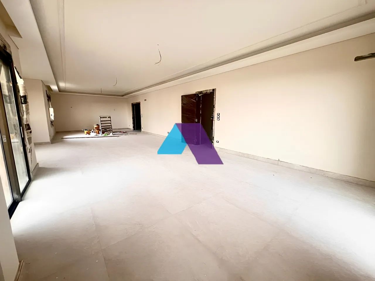 Apartment for Sale in Aabadiyeh - 3 bed, 4 bath