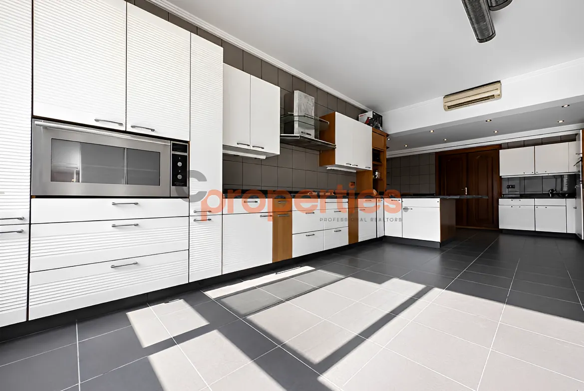 Apartment for Rent in Ramlet El Baida