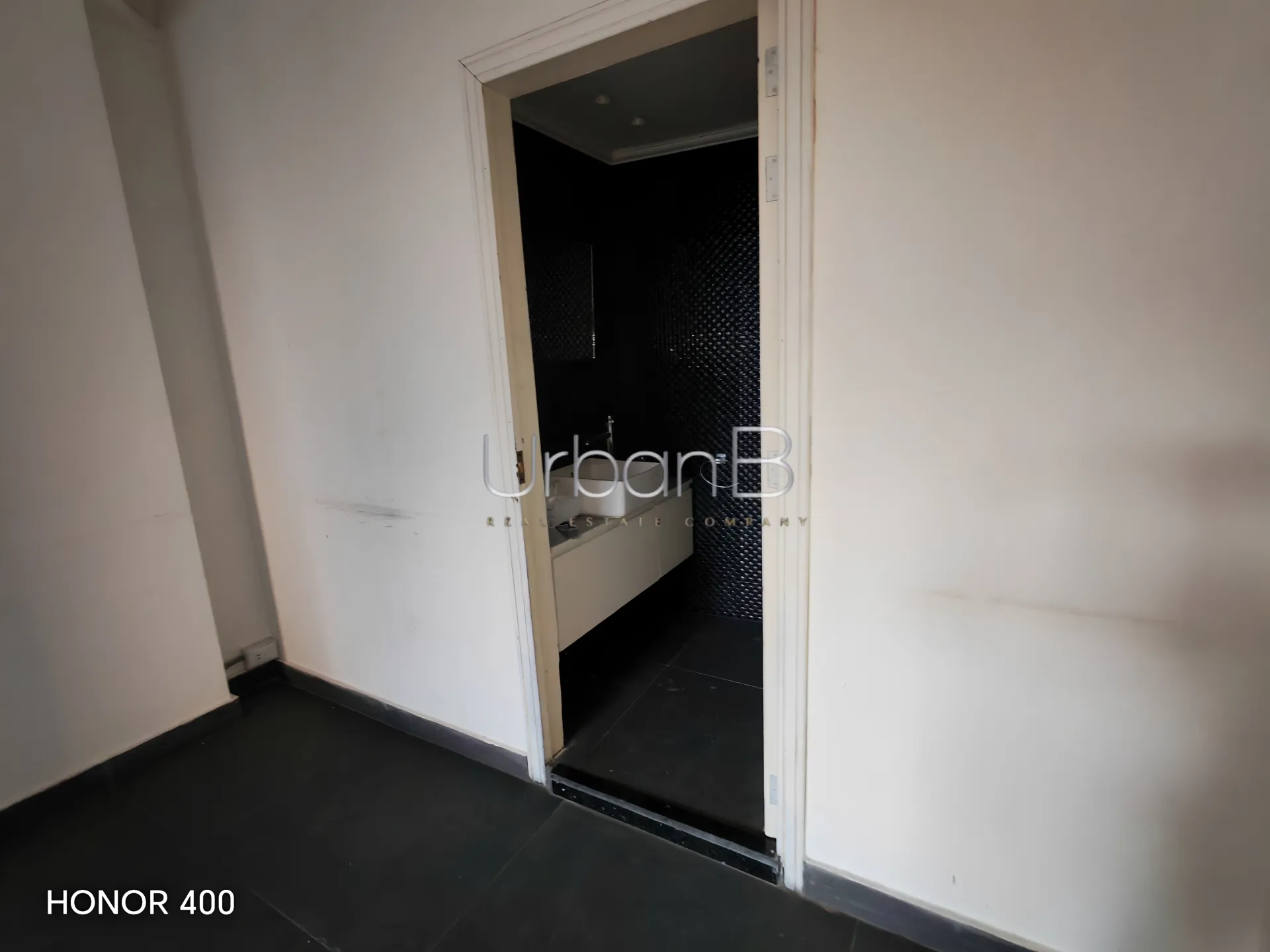 Office for rent in Beirut