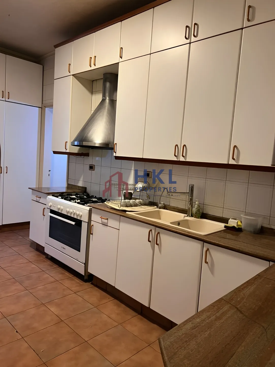 Apartment for Rent in Ain Al Mraiseh, Beirut, Lebanon - 3 bed, 3 bath
