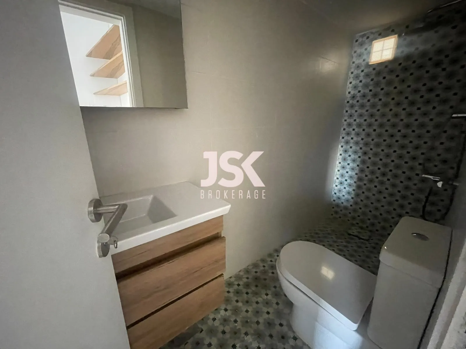 Apartment for Rent in Achrafieh