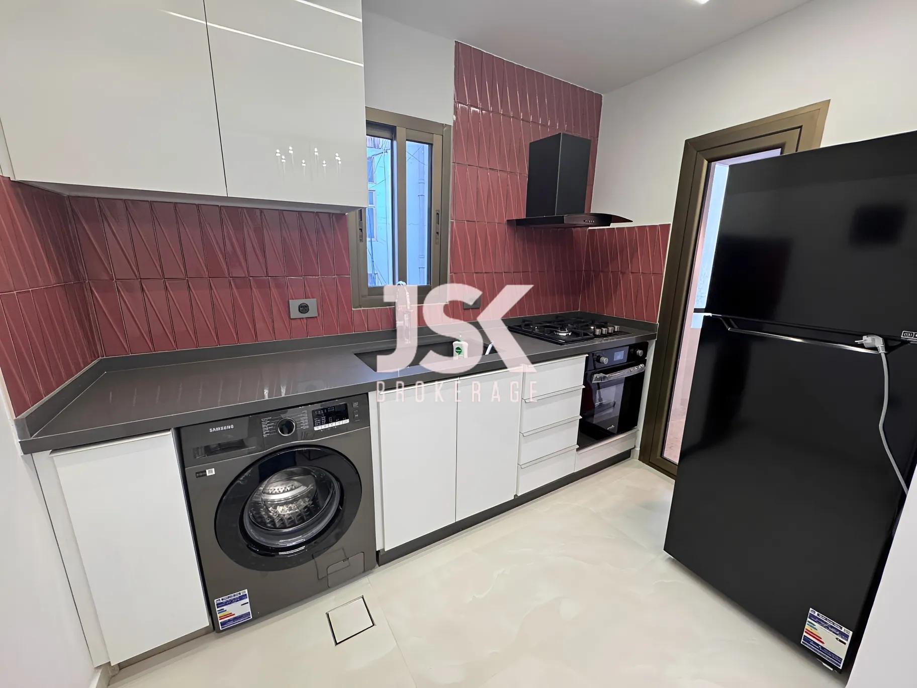 Apartment for rent in Ras Beirut, Beirut, Lebanon - 1 bed, 1 bath