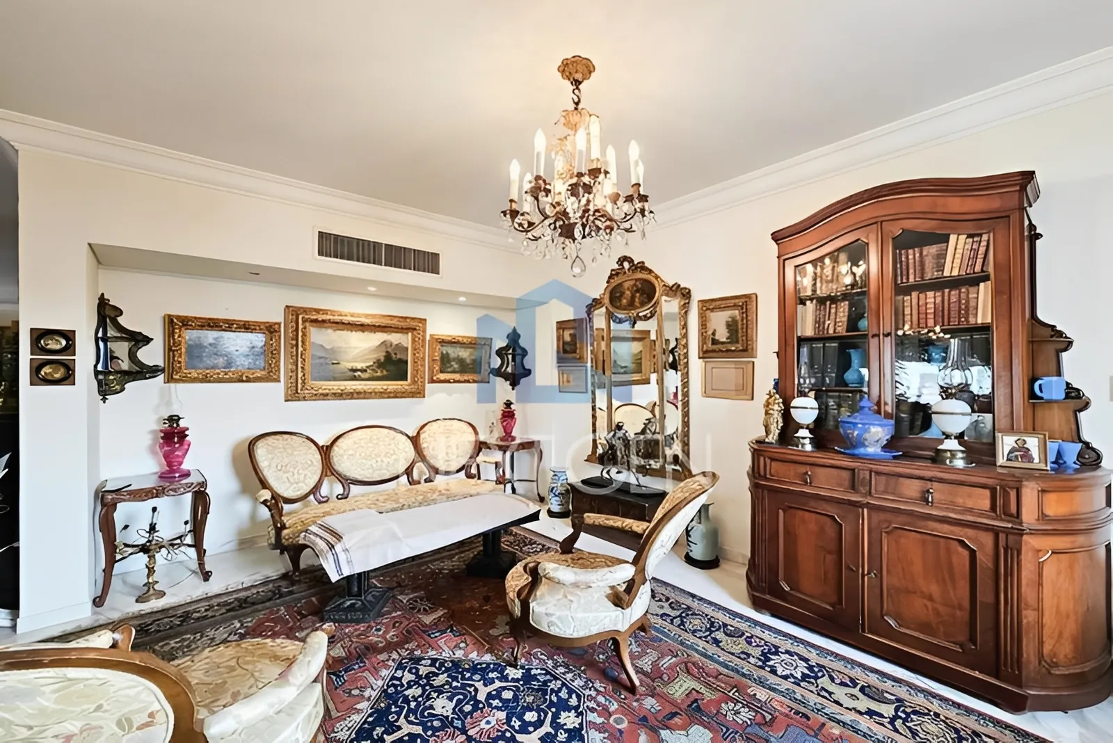 Duplex for Sale in Achrafieh - 4 bed, 5 bath
