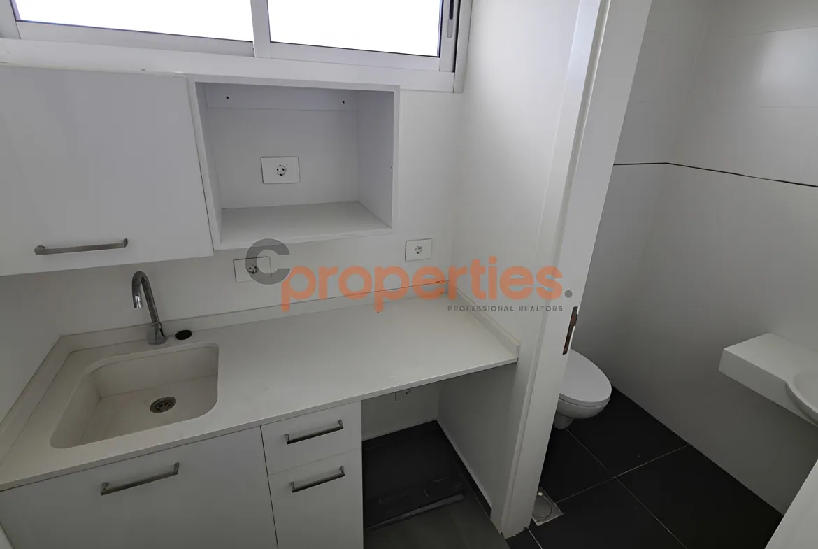 Office for Rent in Horch Tabet