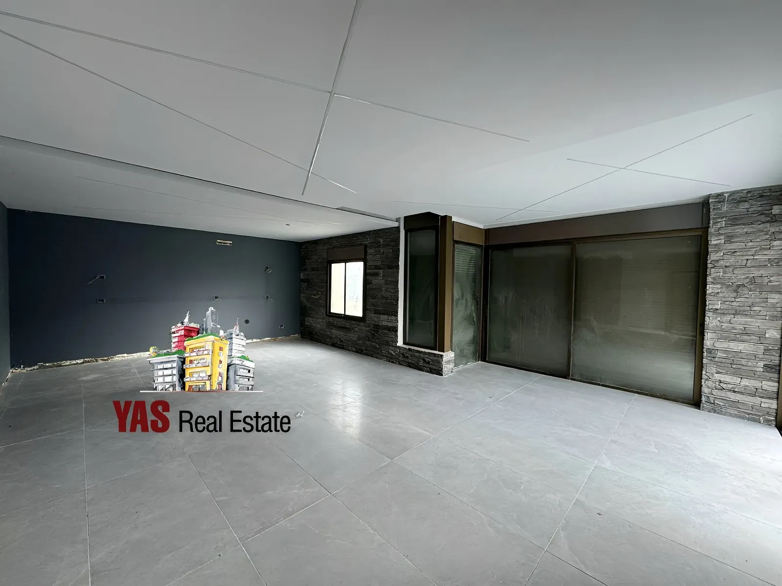 Apartment for Sale in Ballouneh