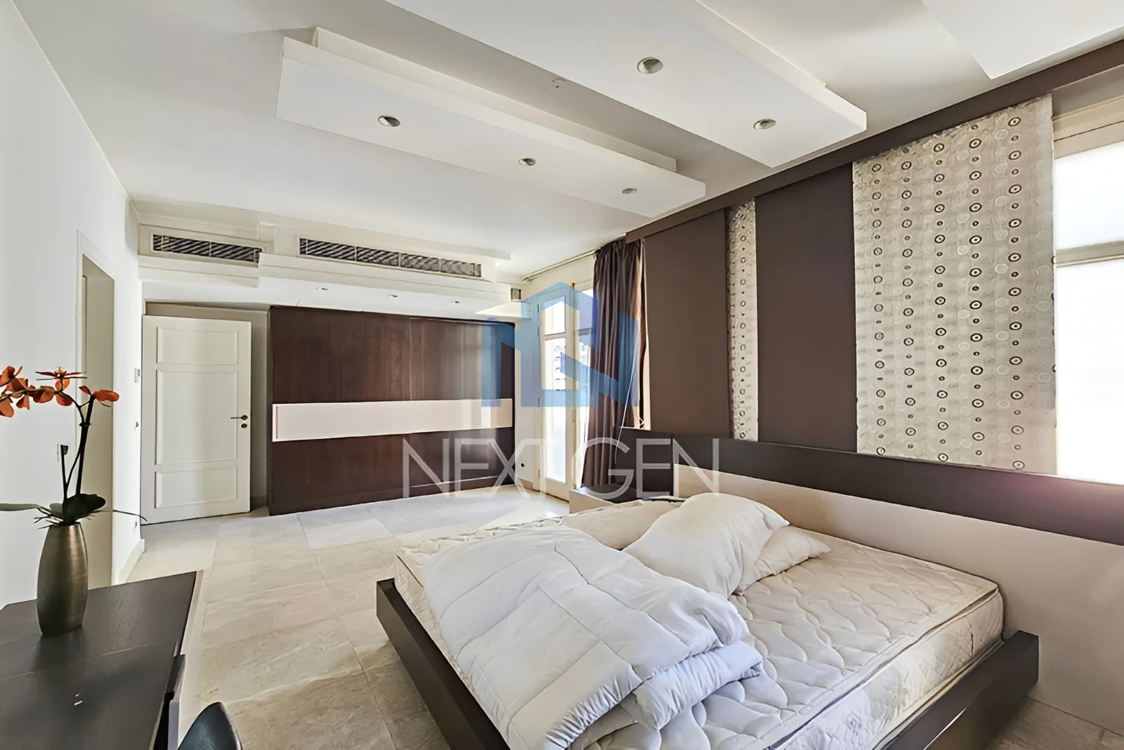 Apartment for Rent in Downtown