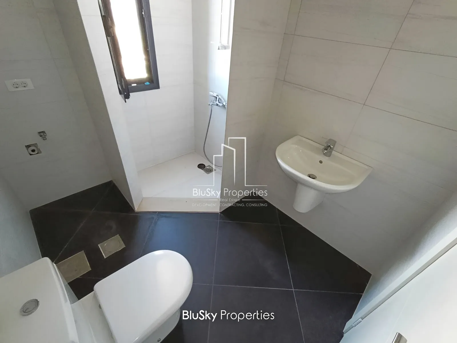 Apartment for Sale in Blat