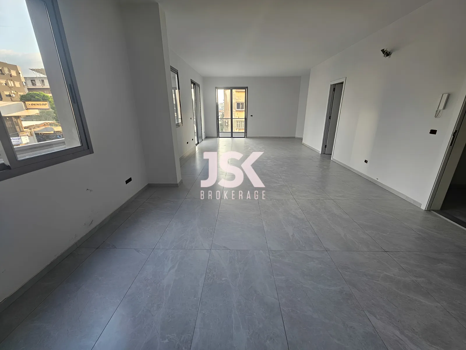 Office for Rent in Sad El Baouchriyeh