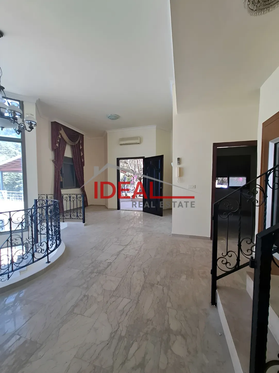 Villa for sale in Harissa, Lebanon - 4 bed, 7 bath