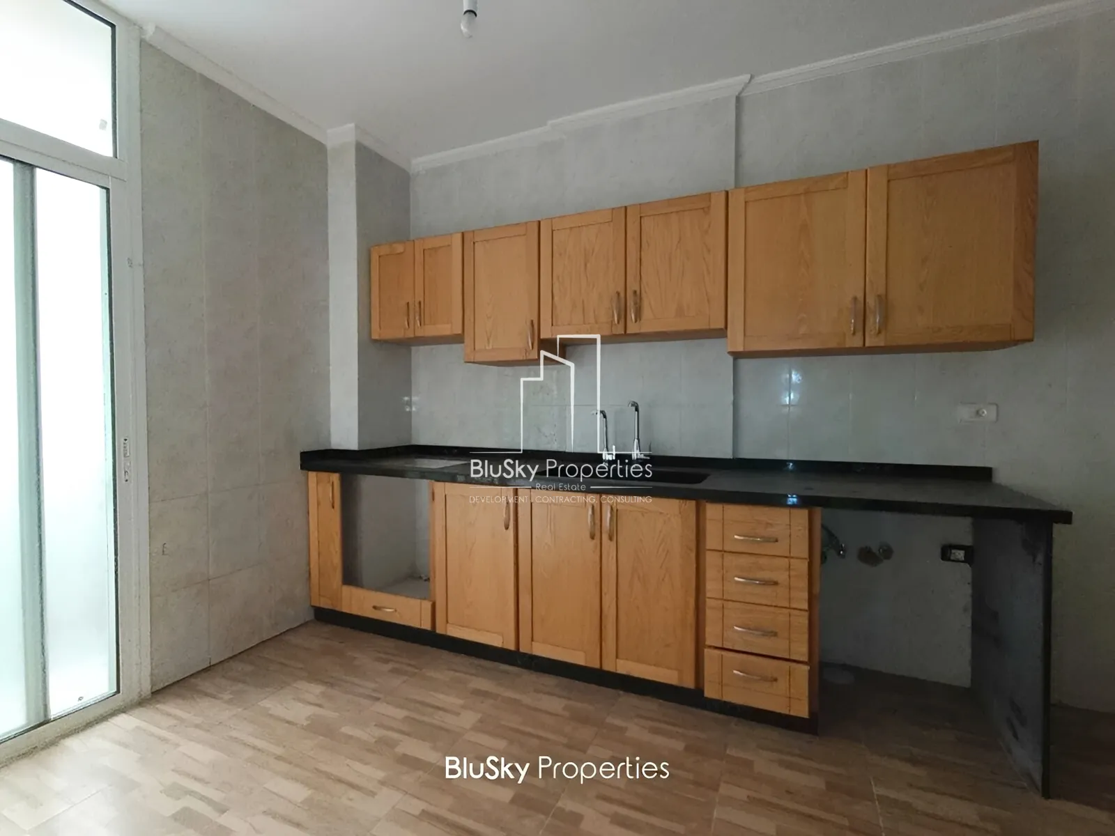 Apartment for Sale in Amchit - 2 bed, 2 bath
