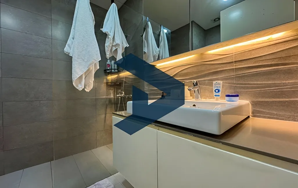 Apartment for sale in Ain Al Mraiseh, Beirut, Lebanon