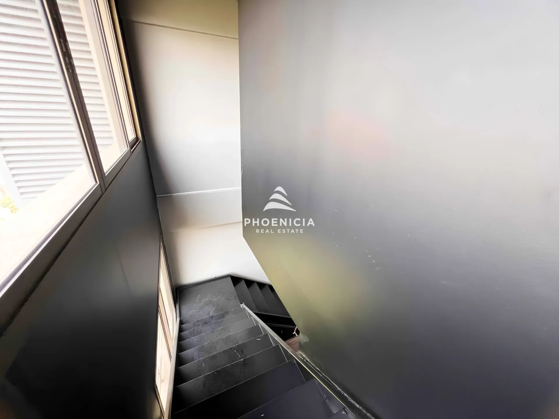 Shop for rent in Byblos