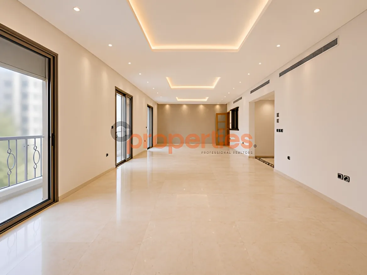 Apartment for rent in Ramleh Al Bayda, Beirut, Lebanon - 4 bed, 5 bath