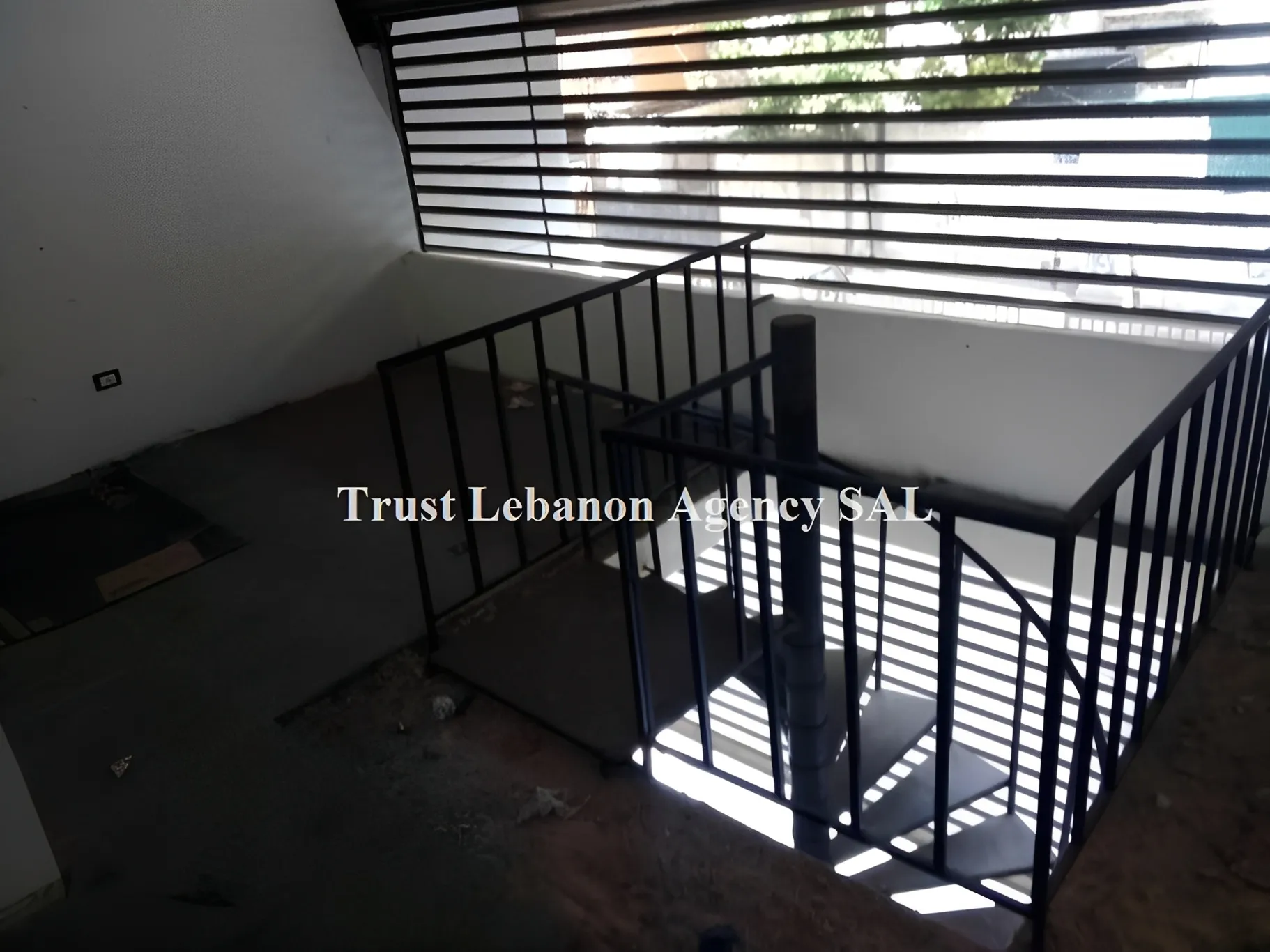 Shop for sale in Beirut, Basta