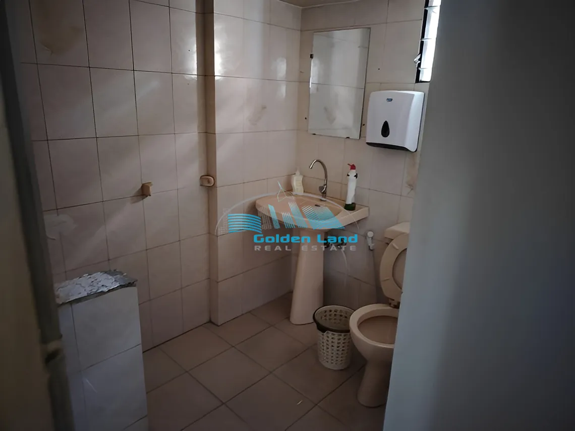 Shop for rent in Dekwaneh, Lebanon