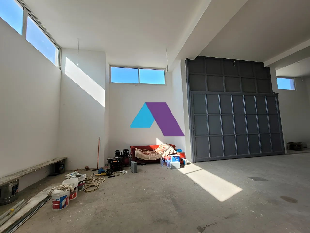 Building for rent in Roumieh
