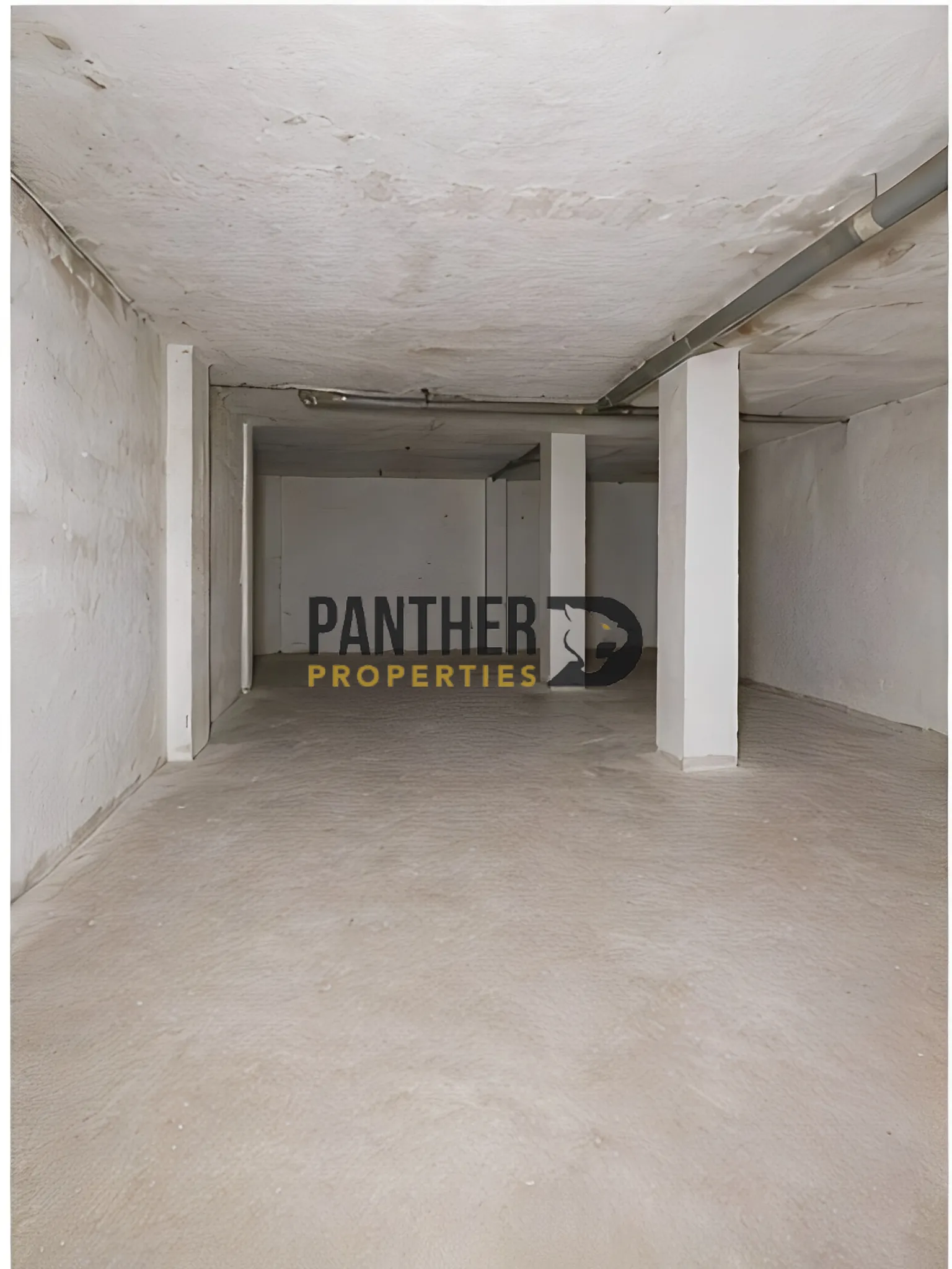 Warehouse for sale in Mazraat Yachoua, Lebanon