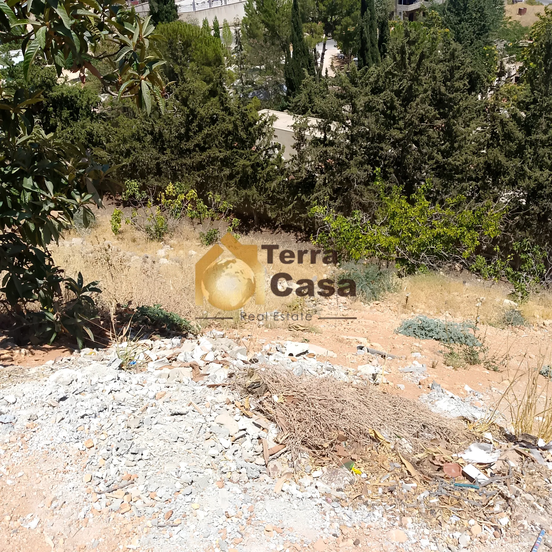 Land for Sale in Maalaka