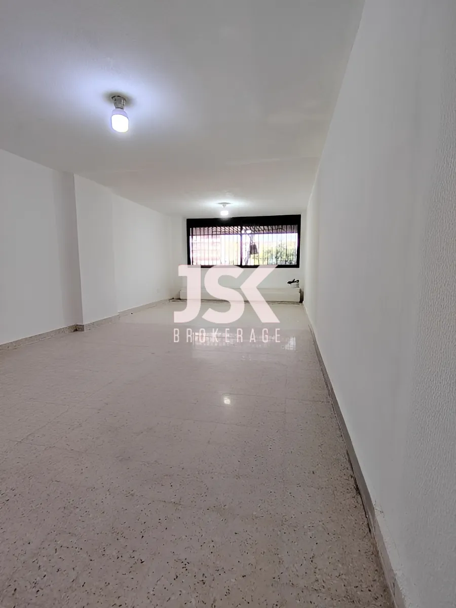 Shop for sale in Jdeideh