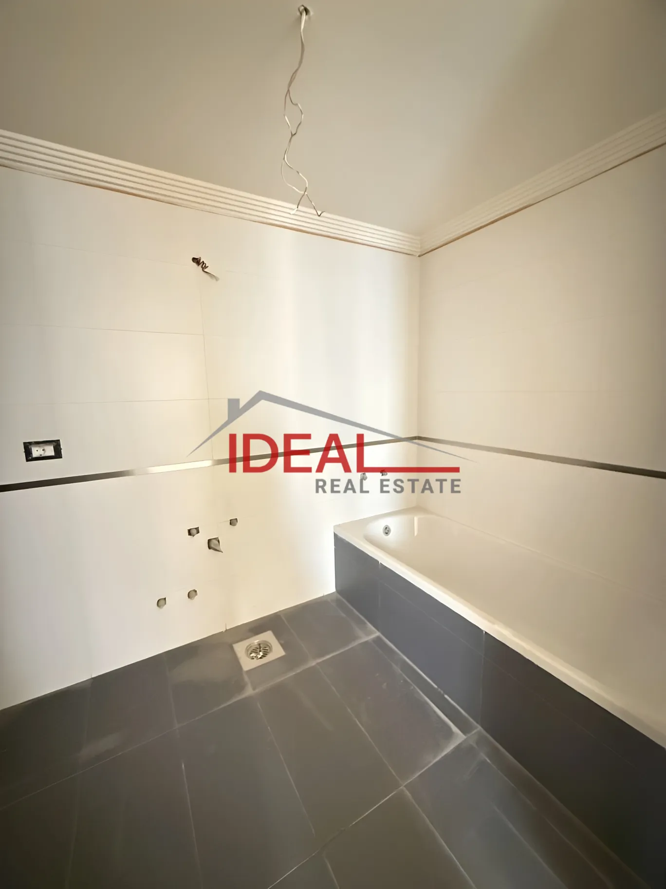Apartment for sale in Beit El Chaar, Lebanon - 4 bed, 4 bath