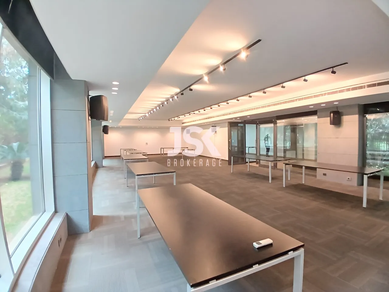 Office for Rent in Horch Tabet