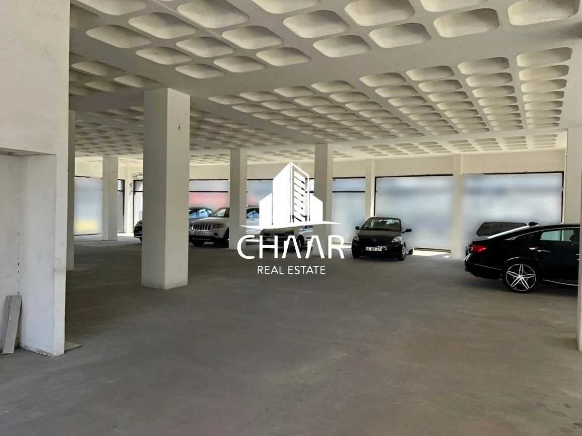 Showroom for rent in Dawrat, Lebanon