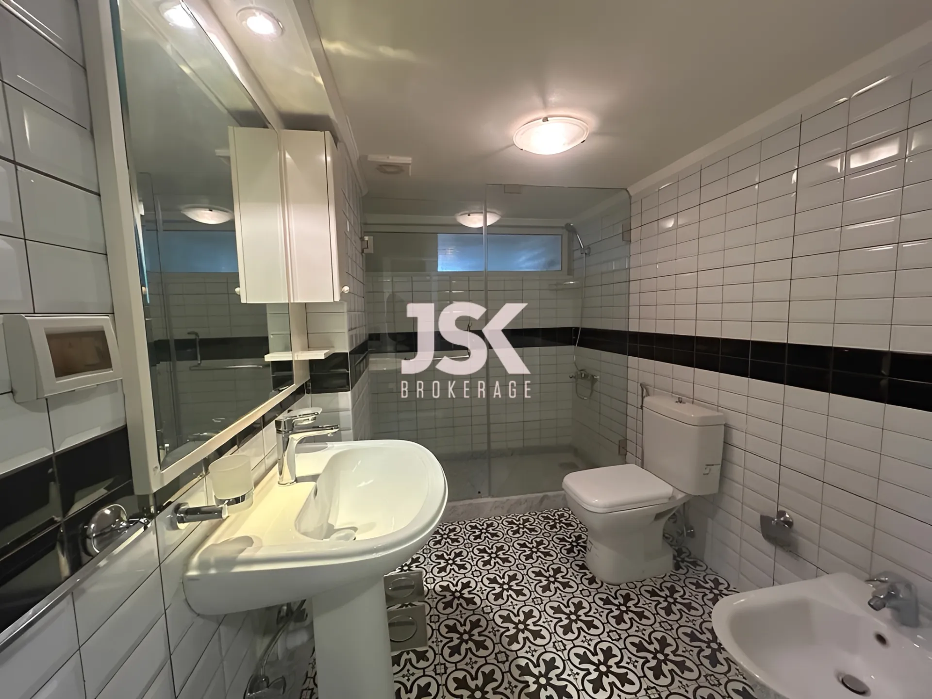 Apartment for Rent in Zokak el Blat, Beirut