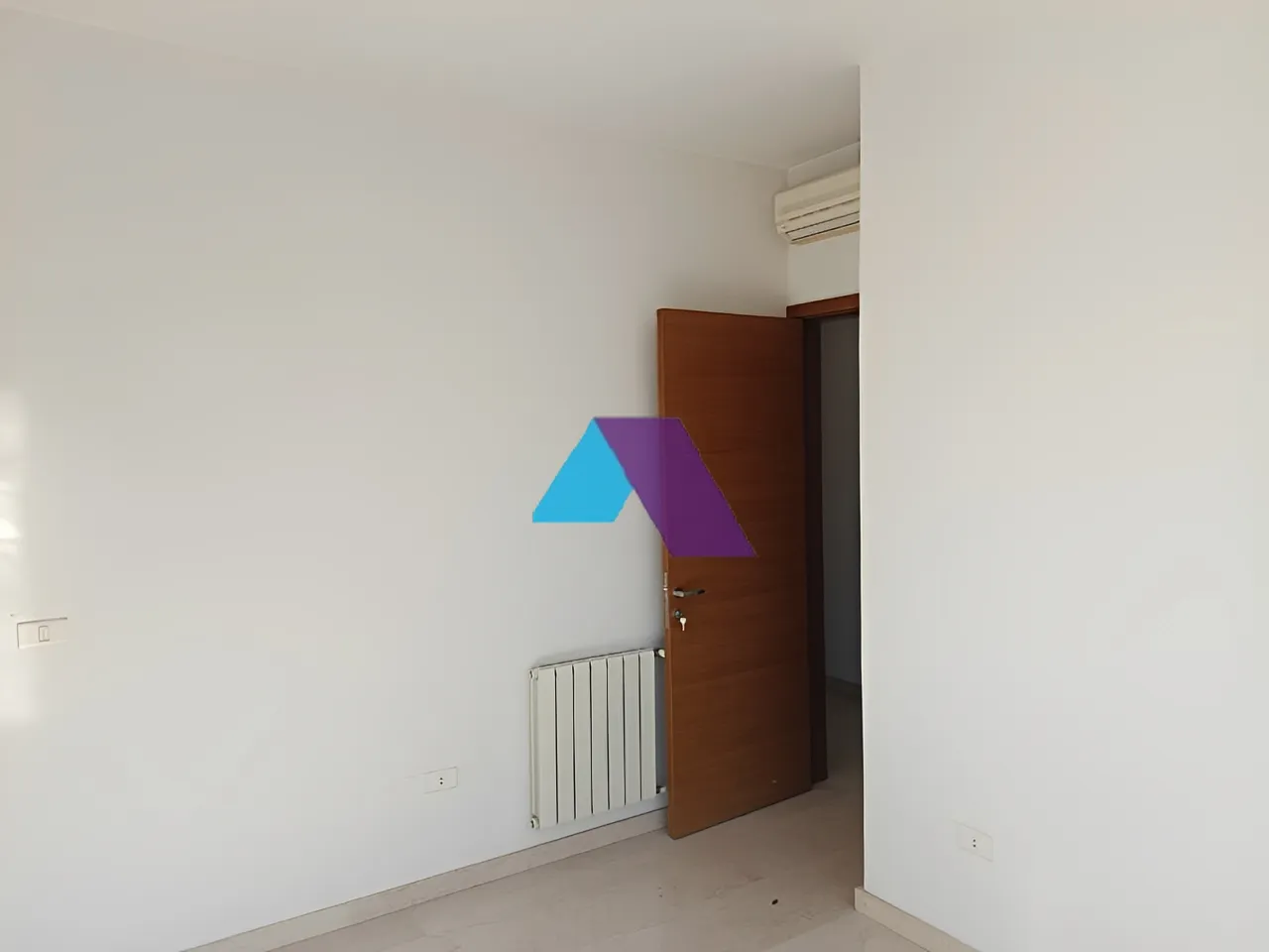 Apartment for Sale in Ain El Remmaneh - 4 bed, 4 bath