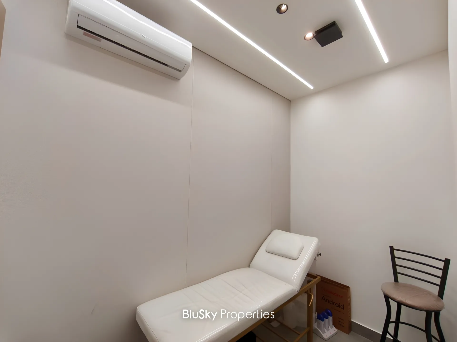 Shop for rent in Rawda, metn, lebanon