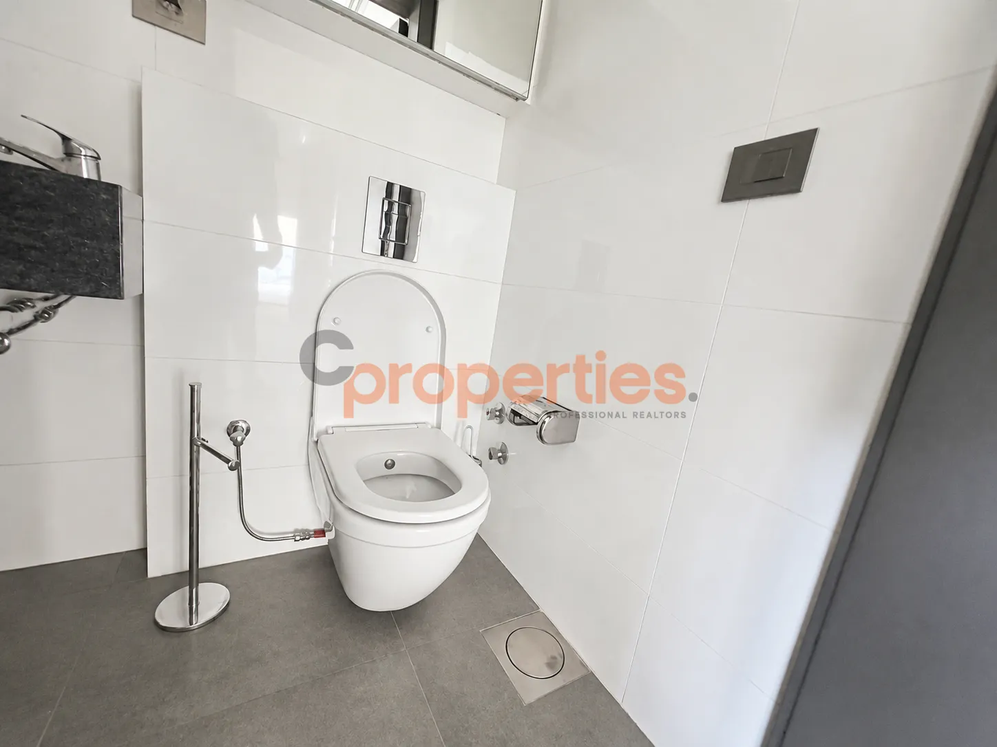 Office for Rent in Sin El Fil