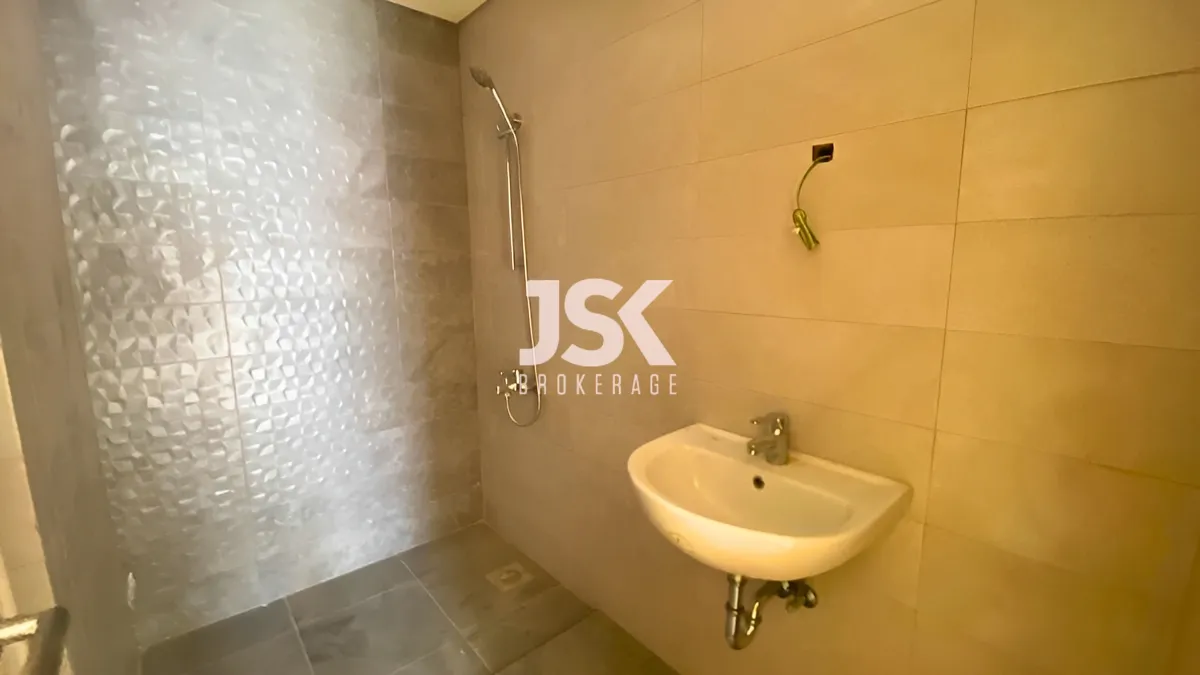 Apartment for Sale in Qornet El Hamra, Lebanon