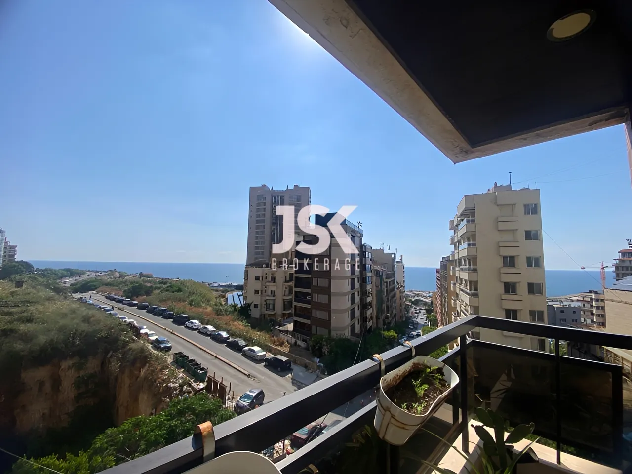 Apartment for Sale in Raoucheh