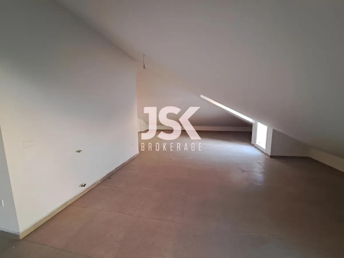 Duplex for Sale in Cornet Chahwan, Lebanon