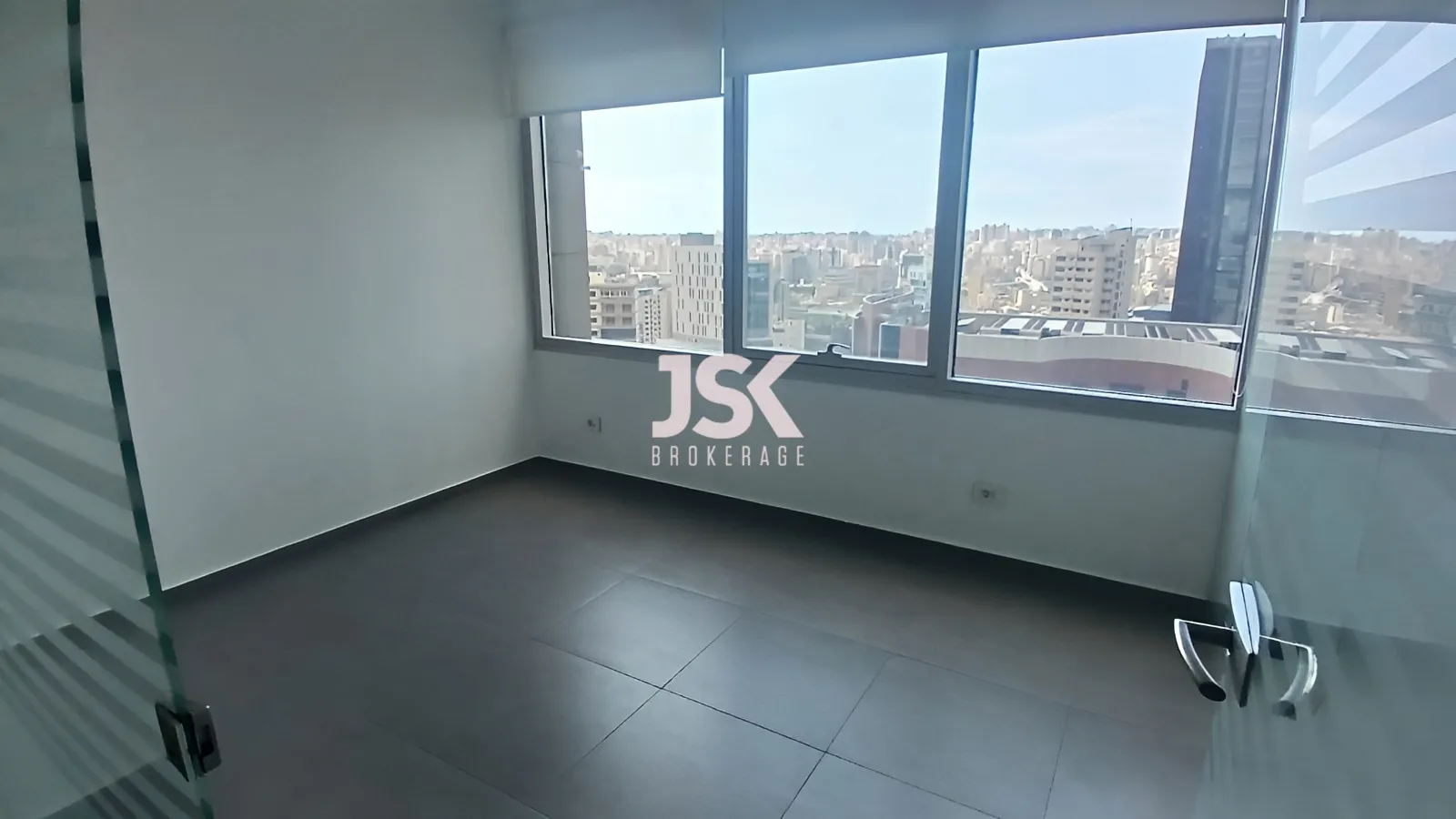 Office for Rent in Sin El Fil
