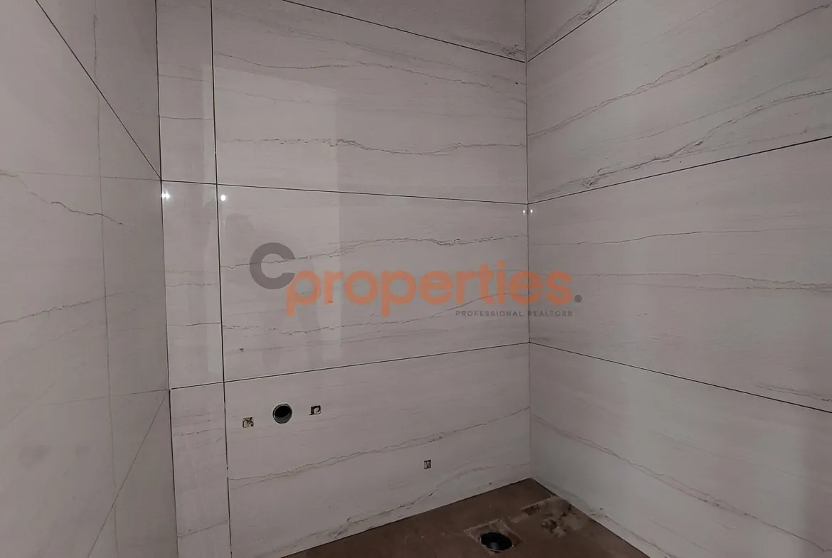 Apartment for Sale in Zalqa - 2 bed, 3 bath