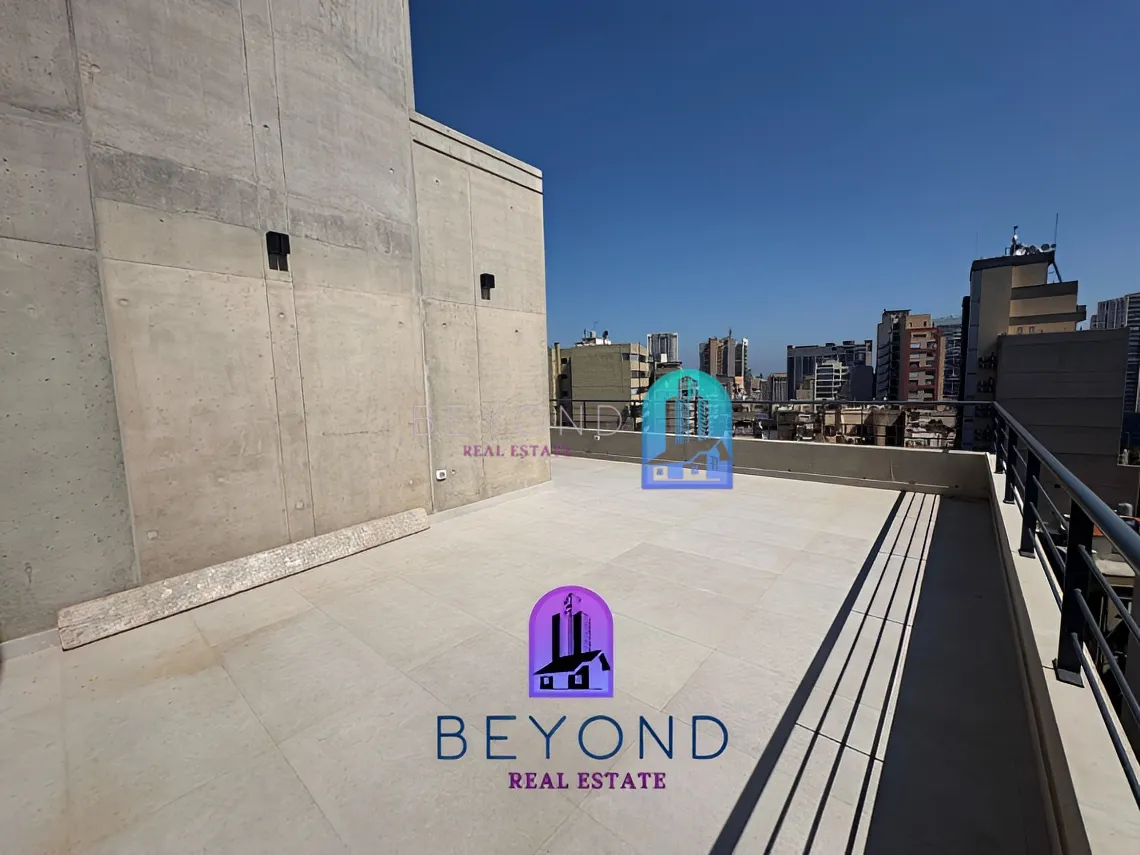 Apartment for sale in Spears, Bayrut, Lebanon - 2 bed, 3 bath