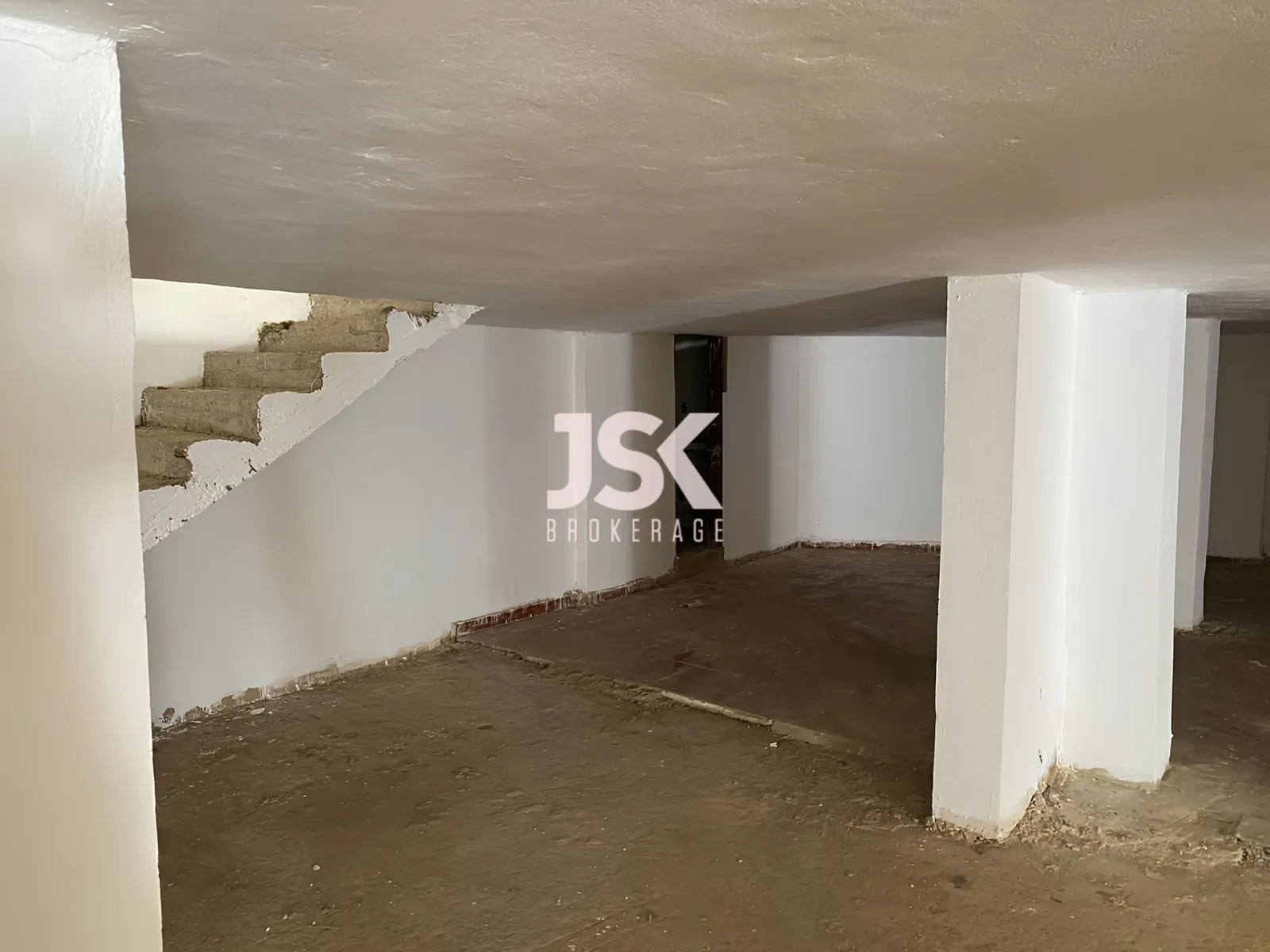 Warehouse for Sale in Ain Saadeh